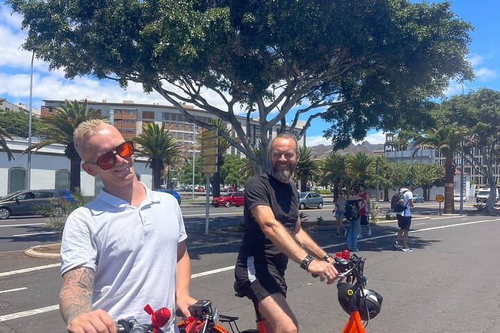 Quick Urban Ride: 1.5-Hour Guided Bike Tour of Santa Cruz de Tenerife photo 2