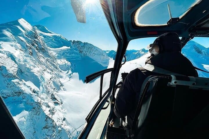 Ultimate Discovery: 3 Glaciers & Snow Landing — Franz Josef Helicopter Tour photo 3