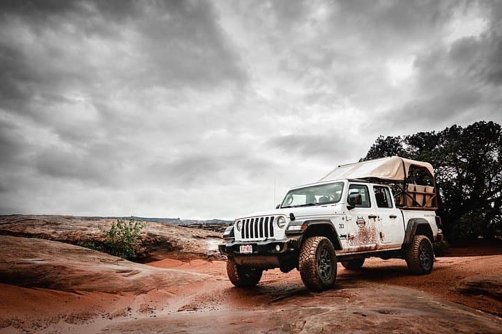 Moab Afternoon Half-Day Jeep Tour: Scenic Red Rock Backcountry Drive photo 3