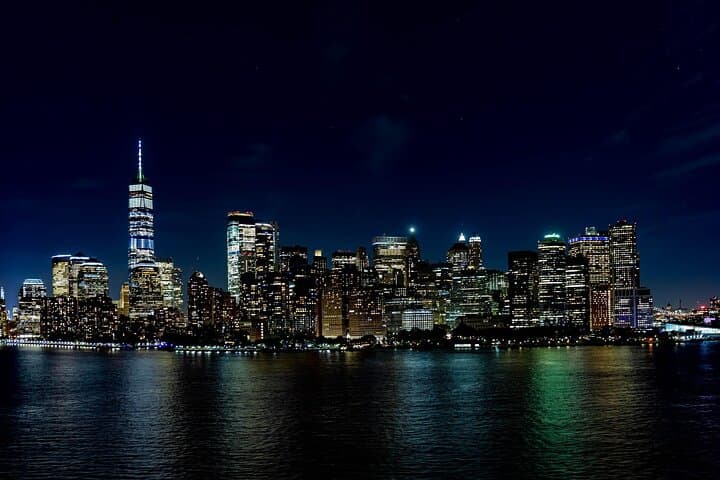 Manhattan Night Cruise: 90-Minute Hudson River Skyline Tour photo 6