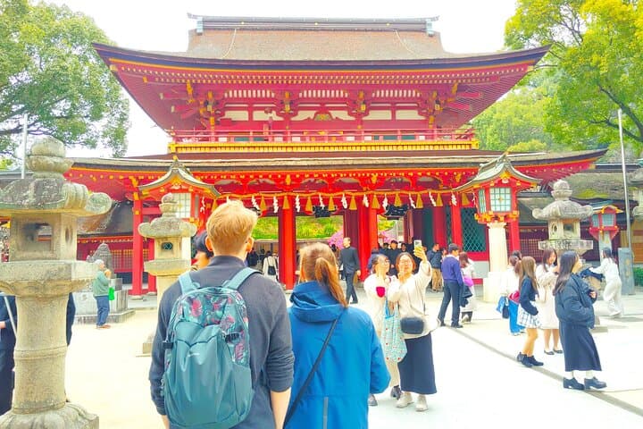 Fukuoka & Hakata Private Walking Tour — Custom City Itinerary with Port Pickup photo 3