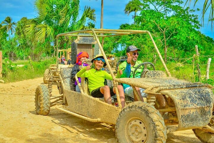 Explore the Wilderness: An Off-Road Adventure to a Secret Beach photo 5