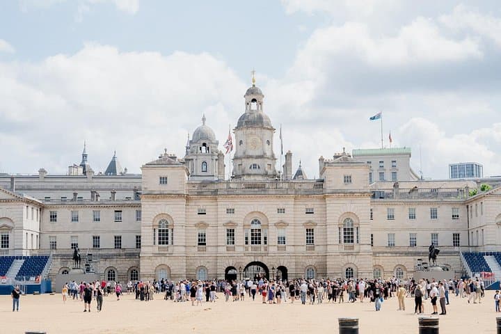 London Walking Tours: Royal Parks, Soho Entertainers & Jack the Ripper Walks photo 4