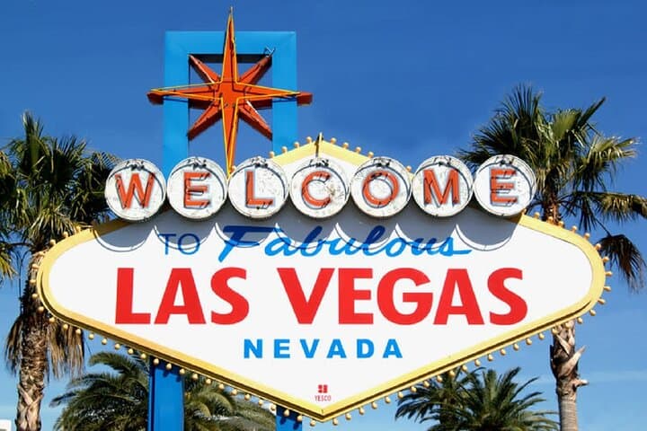 Hoover Dam & Seven Magic Mountains: Half-Day Express from Las Vegas photo 3