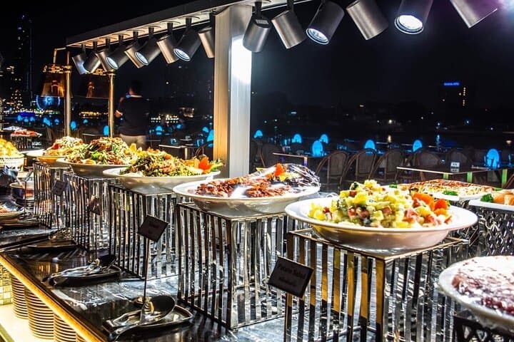 Chao Phya River Evening Dinner Cruise with Live Music and Thai Dance photo 4