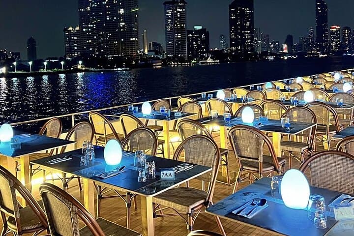 Chao Phya River Evening Dinner Cruise with Live Music and Thai Dance photo 2