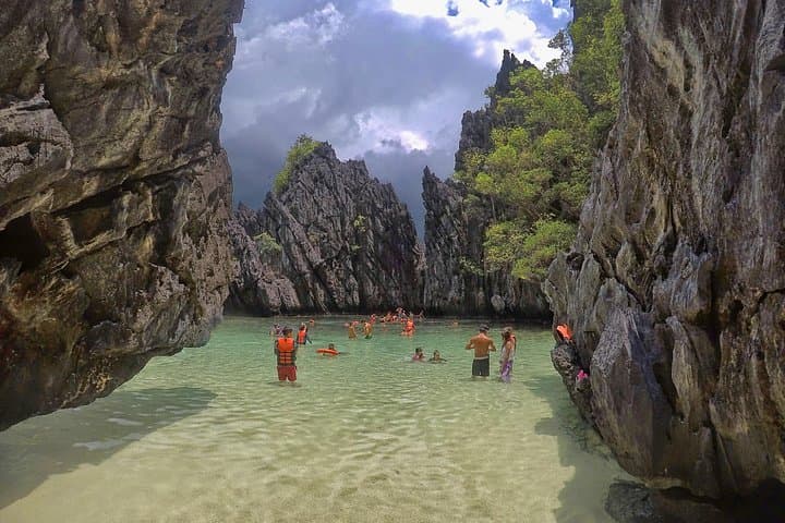 Budget 3-Day El Nido Palawan Escape: Island Hopping, Lagoons & Beachfront Comfort photo 4