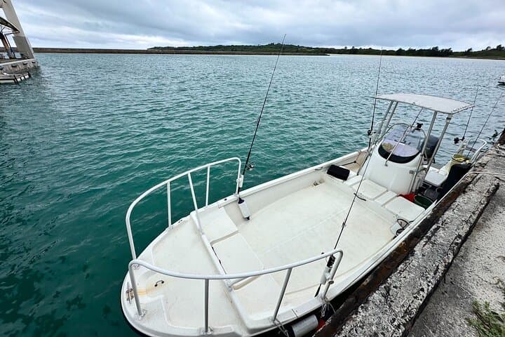 Private Fishing Charter on Ishigaki Island — Catch-and-Eat Full-Day Experience photo 4