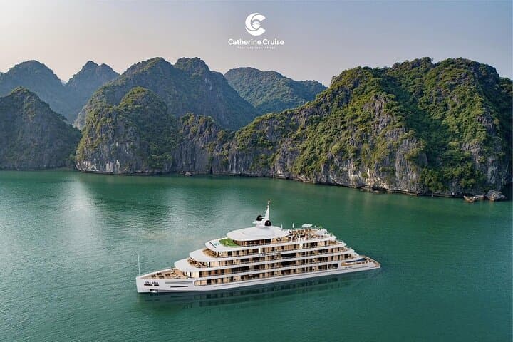6-Star Catherine Cruise Ha Long Bay 2-Day Luxury Cruise with Pool photo 3