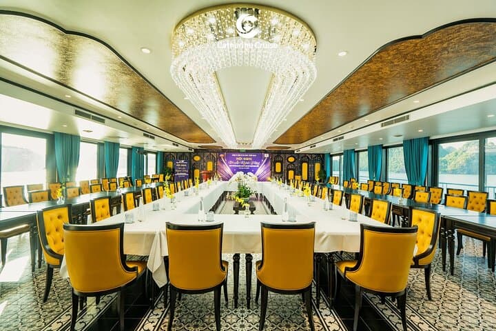 Catherine Cruise: 2-Day Luxury Superyacht Experience in Halong Bay photo 6