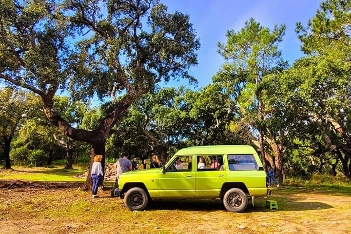 Algarve Jeep Safari & Winery Visit: 4x4 Countryside Tour with Wine Tasting
