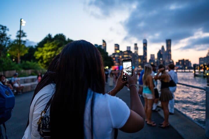 NYC at Night: 3-Hour Luxury Bus Tour of Top Highlights photo 6