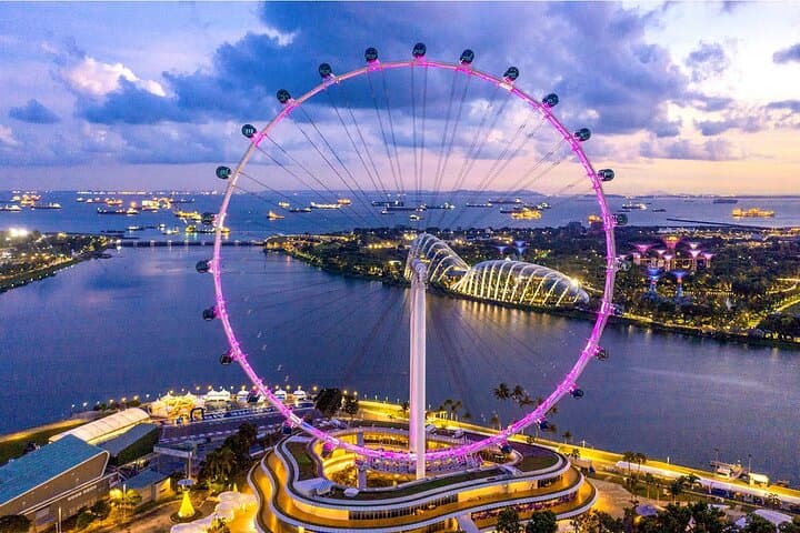 Singapore Flyer: 165m Panorama Over Marina Bay