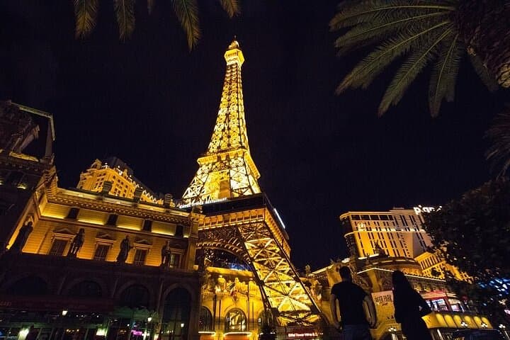 Eiffel Tower Viewing Deck at Paris Las Vegas — Strip Panoramas & Practical Tips