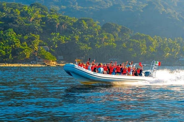 Puerto Vallarta Speedboat and Sierra Madre Zipline Adventure photo 4