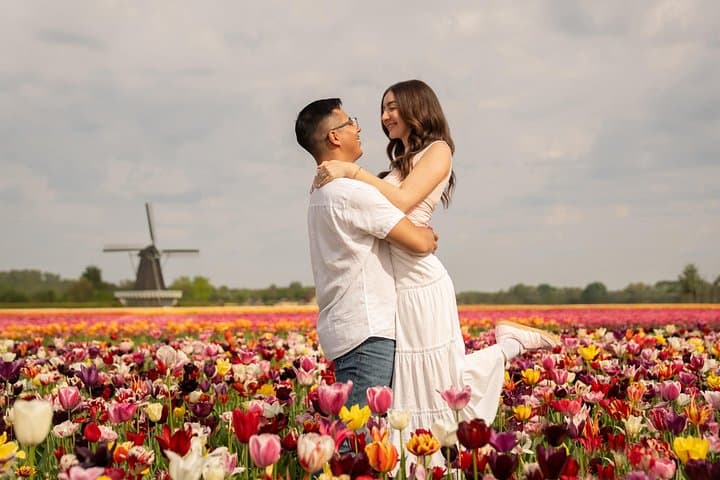 Private Tulip Fields Photoshoot Near Amsterdam — Spring Flower Tour & Portrait Session