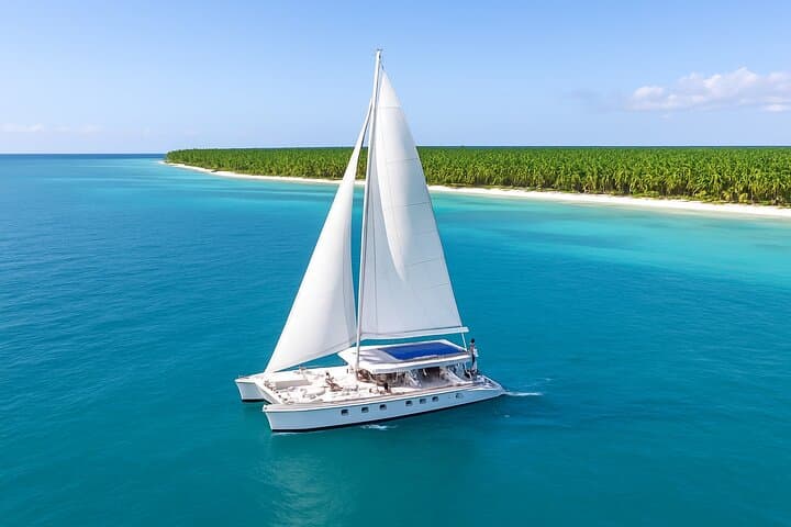 Sail to Saona: Peaceful Catamaran Escape from Bayahibe photo 5