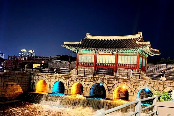 Night Walk at Suwon Hwaseong Fortress: Evening Tour from Seoul