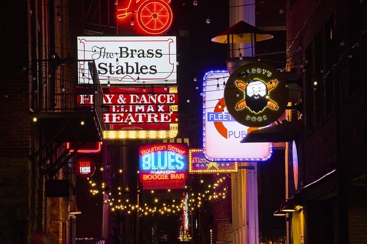 Nashville Ghosts Self-Guided Audio Walking Tour — Capitol to Broadway Haunted Walk