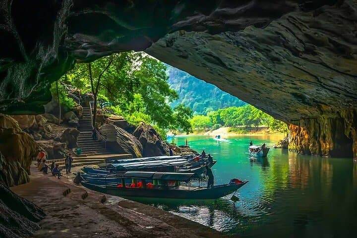 Hanoi to Phong Nha Luxury Private Cabin Bus — Private Sleeper Cabin & Cave Access photo 3