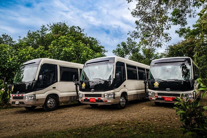 Private Transfer La Fortuna to Monteverde (11–15 pax) — Minivan Service with Bilingual Driver