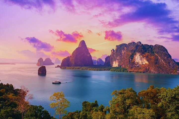 Hong Islands Earlybird Speedboat Tour with Beach Breakfast from Ao Nang photo 3