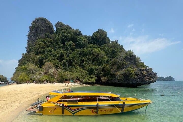 Hong Islands Earlybird Speedboat Tour with Beach Breakfast from Ao Nang photo 4