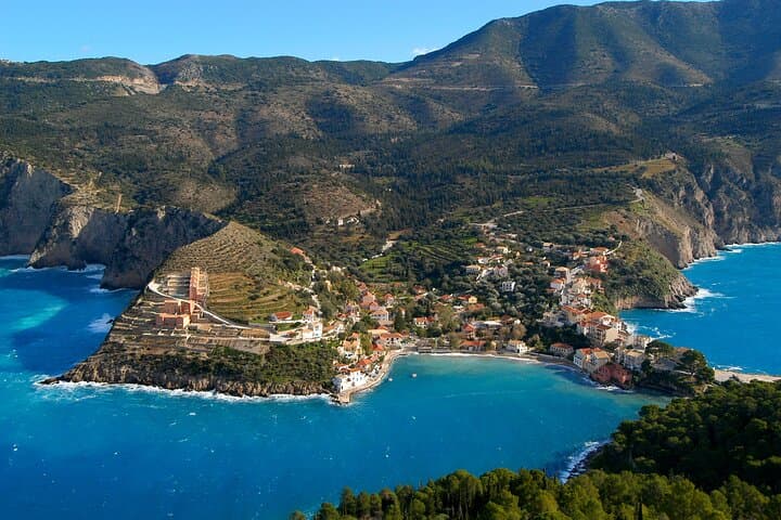 Kefalonia Panoramic Private Tour: Myrtos Viewpoint, Assos & Fiskardo in 5 Hours photo 4