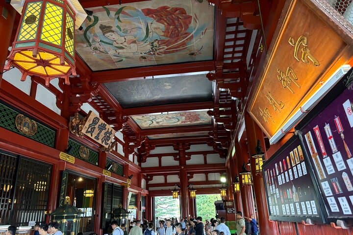 Private Full-Day Tokyo Car Tour with Local Guide — Meiji Shrine, Tsukiji & Skytree photo 3