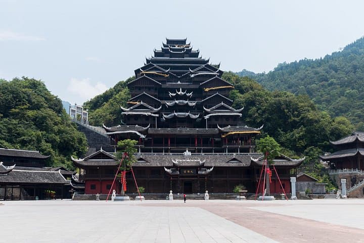 Private Day Tour from Chongqing to Wulong: Chiyou Jiuli City & Wujiang River Gallery