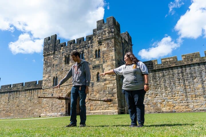 Alnwick Castle & Bamburgh Day Trip from Edinburgh: Harry Potter Filming Sites and Scottish Borders