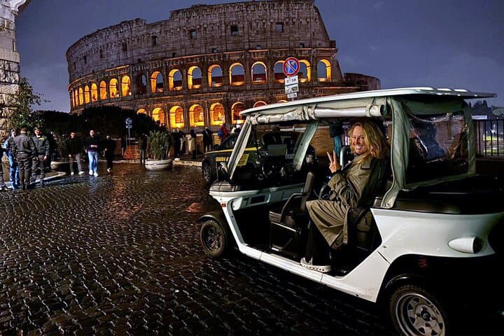 Evening Private Golf Cart Tour of Rome with Prosecco — Sunset Monuments & Night Views photo 1