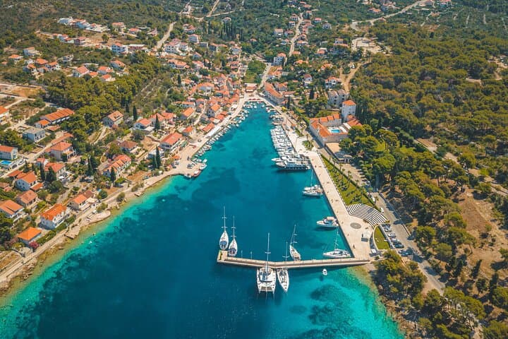 Blue Lagoon & 3-Island Private Boat Tour from Split and Trogir photo 3