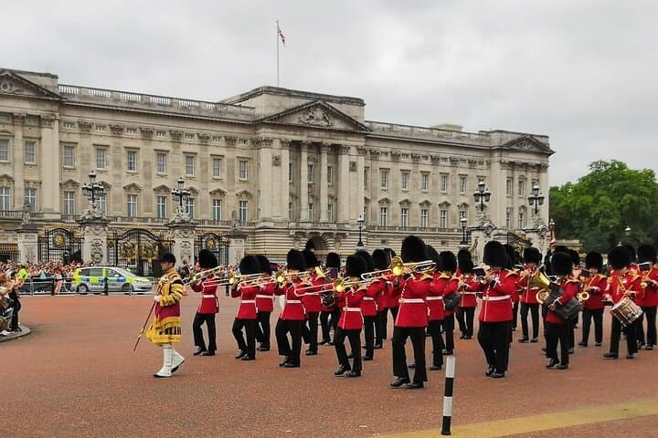 Buckingham Palace Tickets & Semi‑Private Change of the Guard: Insider Visitor Guide photo 1