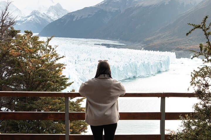 One-Day Perito Moreno Glacier Excursion from Buenos Aires: Flights, Boat & Walkways photo 5