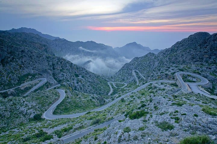 Palma de Mallorca Private Highlights Ride — La Seu, Bellver & Tramuntana Viewpoints photo 5