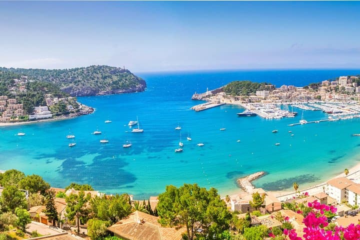 Palma de Mallorca Private Highlights Ride — La Seu, Bellver & Tramuntana Viewpoints