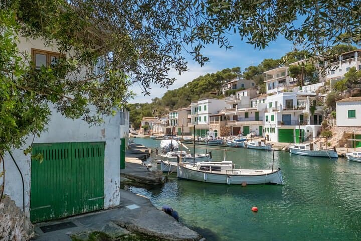 Day Trip from Palma to Es Trenc Beach and Santanyí: Salt Flats, Fishing Ports & White Sand photo 4