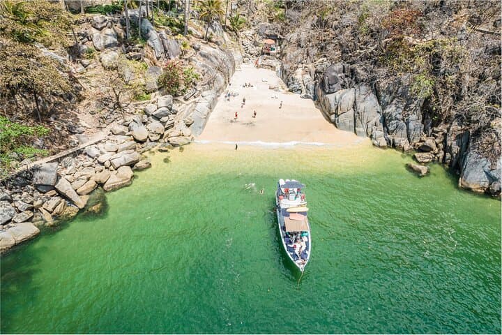 Pato Bobo Snorkeling Tour — Los Arcos & Colomitos from Puerto Vallarta photo 4