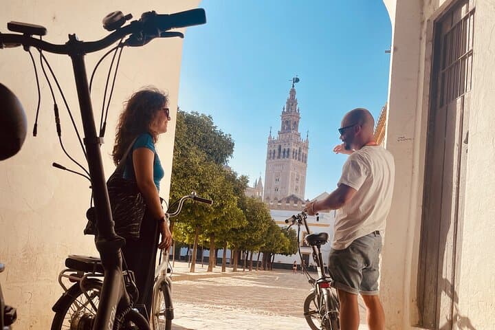 Seville E‑Bike Panoramic Tour: Small‑Group City Ride Through Andalusia