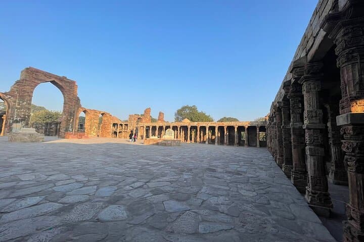 Private Delhi Day Tour with Rickshaw Ride — Old & New Delhi Highlights photo 2