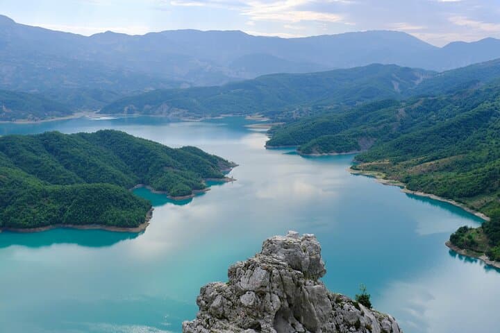 Bovilla Lake Hike: Half-Day Viewpoint Adventure from Tirana