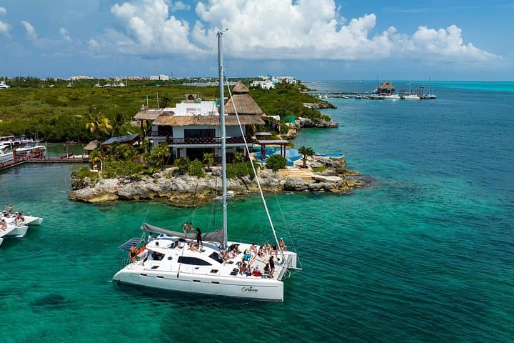 Private Catamaran to Isla Mujeres: Snorkel, Playa Norte & Open Bar from Cancún photo 1