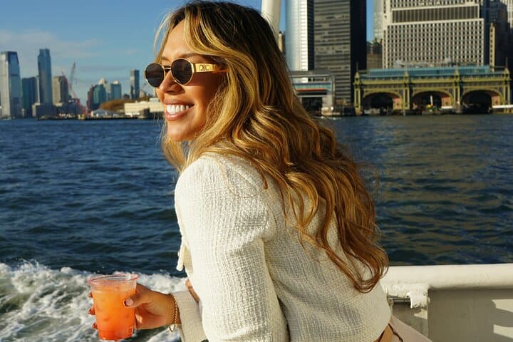 Discover NYC's Icons: Statue of Liberty & Brooklyn Bridge Boat Tour photo 4
