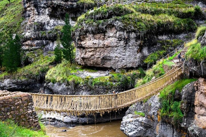Qeswachaka Inca Bridge Day Trip from Cusco: Traditional Rope Bridge & Andean Lagoons photo 6