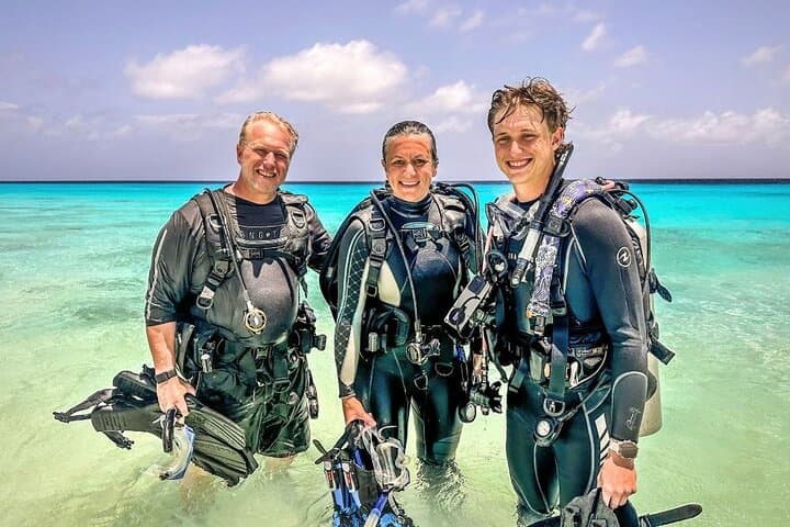 Private Concierge Shore Dive in Bonaire: Two-Tank Guided Reef Adventure