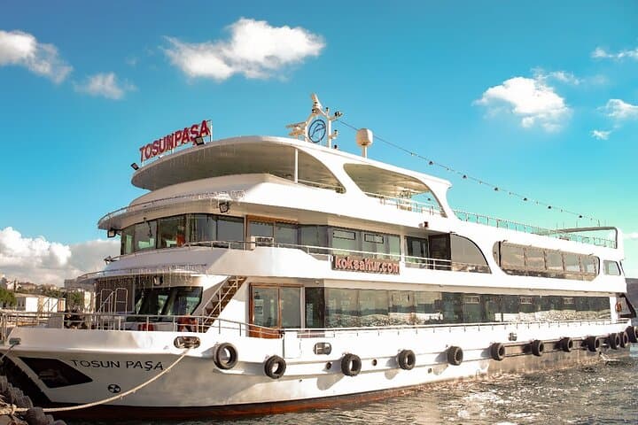 Istanbul Bosphorus Evening Dinner Cruise: Sunset Views, Live Shows & Local Cuisine