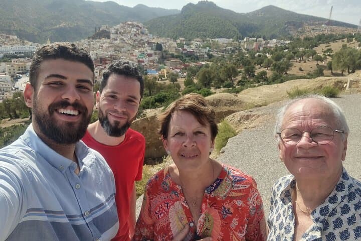 Casablanca to Fes: 2-Day Private Tour via Chefchaouen, Volubilis & Meknes