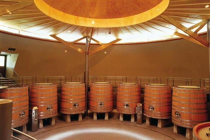 Craggy Range Deluxe Wine Tour: Private Winery Tastings & Te Mata Peak Panorama photo 4