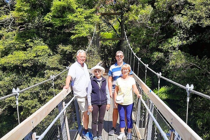Wairarapa Coast & Wine: Overnight Tour to Putangirua Pinnacles, Cape Palliser & Castlepoint photo 6